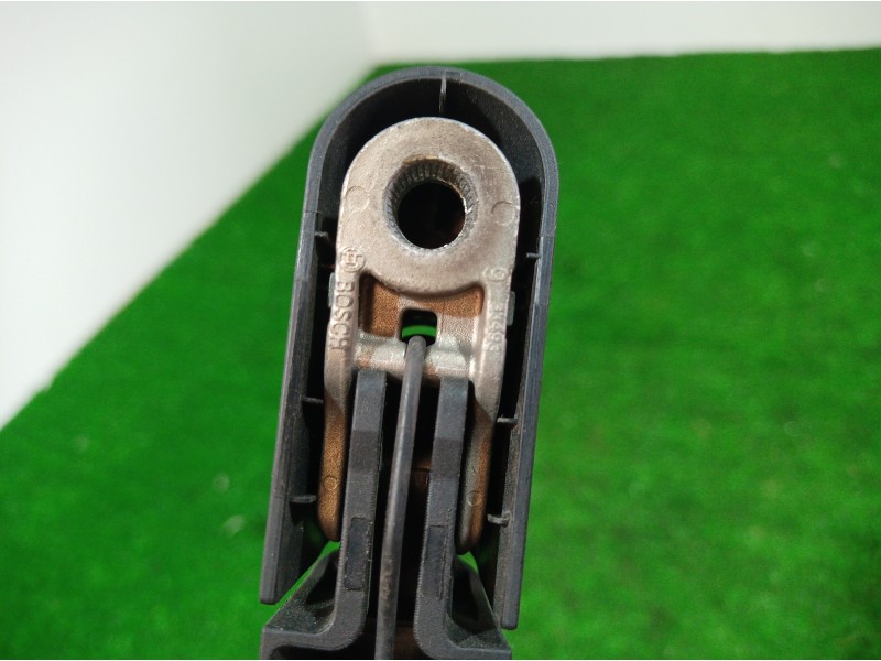 Recambio de brazo limpia trasero para opel zafira a blue line referencia OEM IAM   