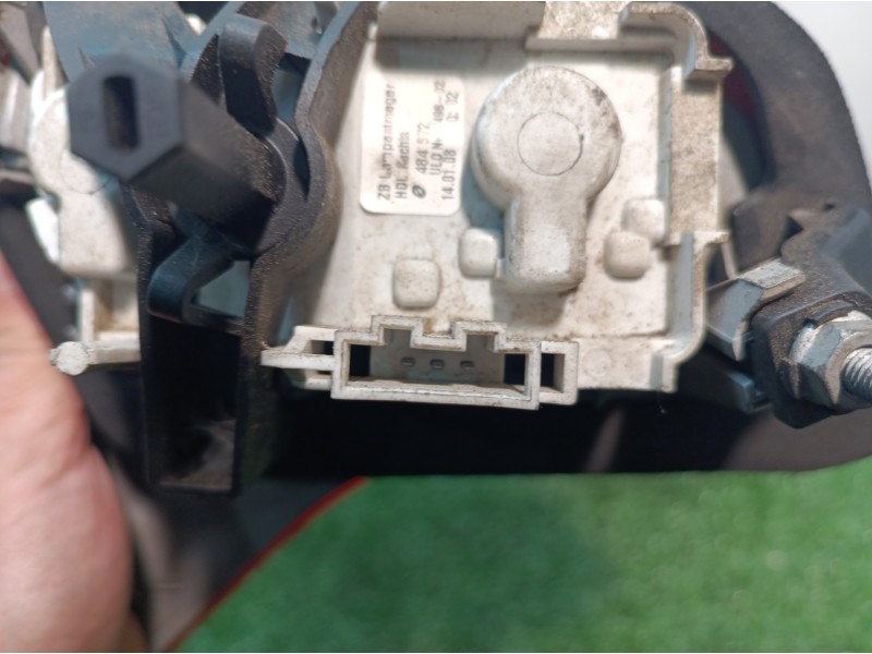 Recambio de piloto trasero maletero derecho para audi a4 avant (8e) referencia OEM IAM 8E9945094A 8E9945094A 48450207S