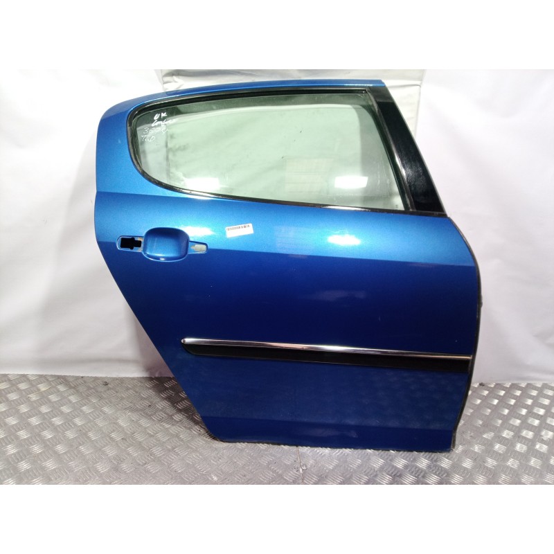 Recambio de puerta trasera derecha para peugeot 407 st confort pack referencia OEM IAM   