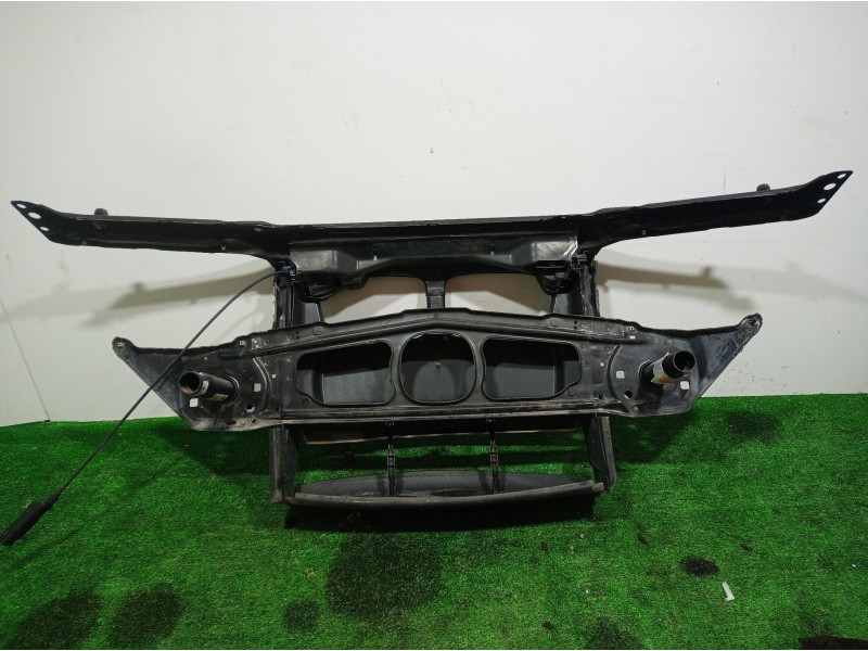 Recambio de panel frontal para bmw serie 3 compact (e46) 316ti referencia OEM IAM 51718268377 51718268377 51718268377