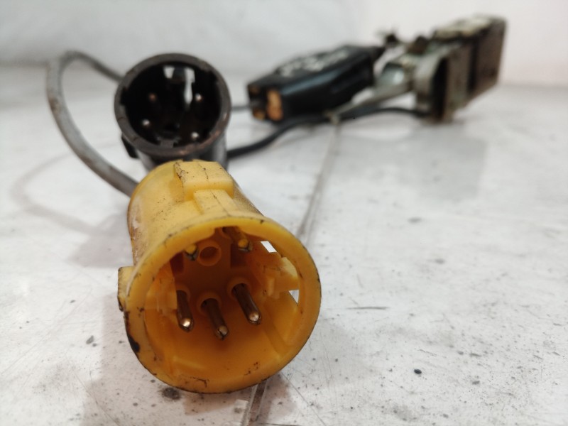 Recambio de cerradura puerta delantera derecha para jaguar xj6/12 3.6 daimler / kat referencia OEM IAM   