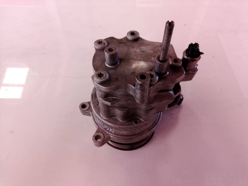 Recambio de bomba direccion para bmw serie 5 berlina (e60) referencia OEM IAM LH2110391 LH2110391 LH2110389