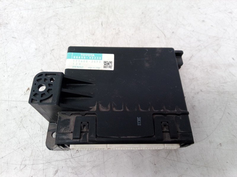 Recambio de centralita aire acondicionado para toyota rav 4 (a3) executive referencia OEM IAM 8865042230 8865042230 8865042230