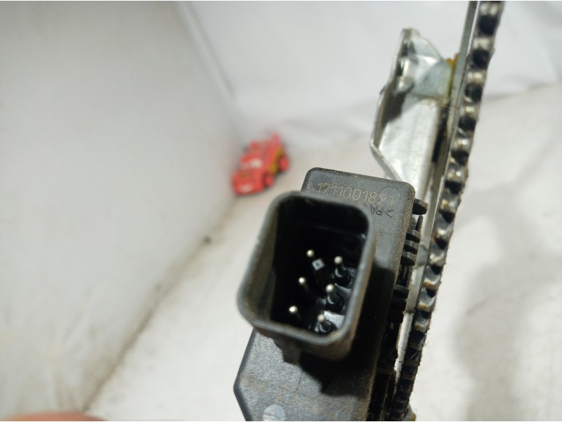 Recambio de elevalunas delantero derecho para opel zafira a blue line referencia OEM IAM 90579356 90579356 90579356