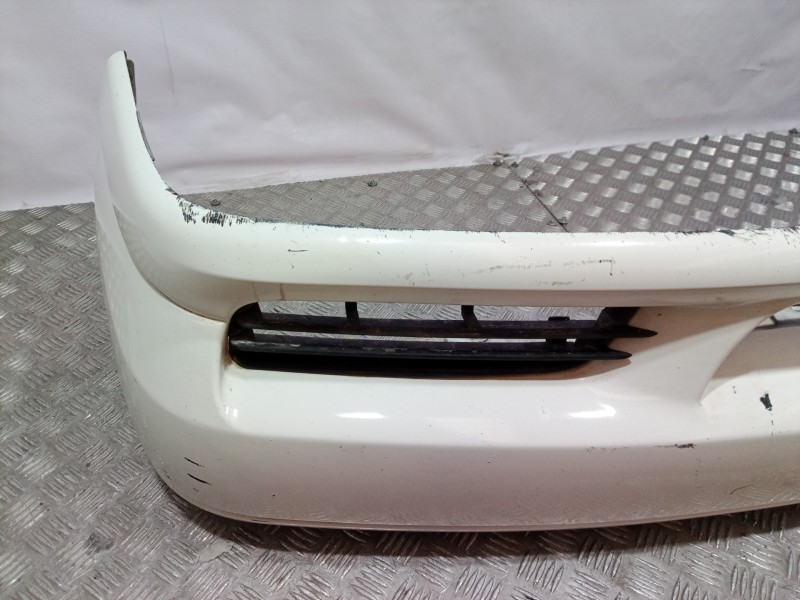 Recambio de paragolpes delantero para volvo v70 familiar 2.4 / 2.5 (103kw / 106kw) referencia OEM IAM 9421811  