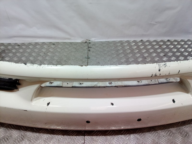 Recambio de paragolpes delantero para volvo v70 familiar 2.4 / 2.5 (103kw / 106kw) referencia OEM IAM 9421811  