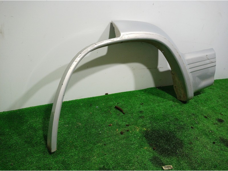 Recambio de aletin trasero izquierdo para mitsubishi montero (v20/v40) 2.8 turbodiesel referencia OEM IAM   