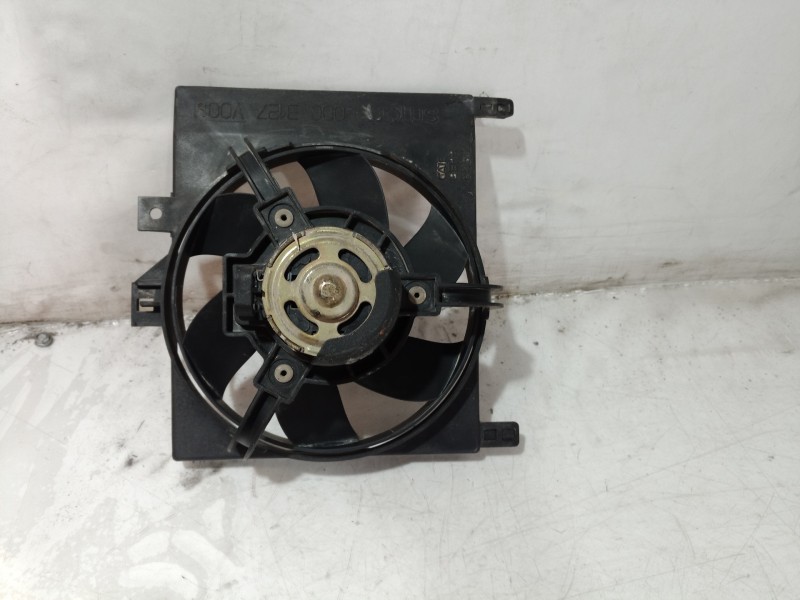 Recambio de electroventilador para smart coupe smart fun referencia OEM IAM 9010636 9010636 8240229