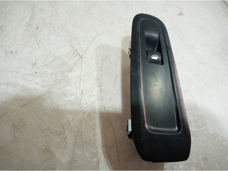 Recambio de mando elevalunas delantero derecho para opel zafira a blue line referencia OEM IAM 96777320 96777320 96777320