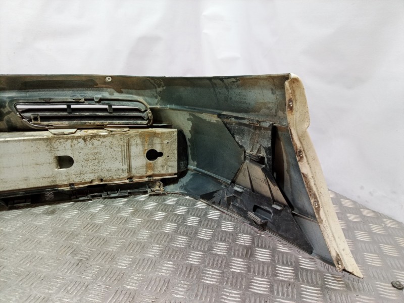 Recambio de paragolpes delantero para volvo v70 familiar 2.4 / 2.5 (103kw / 106kw) referencia OEM IAM 9421811  