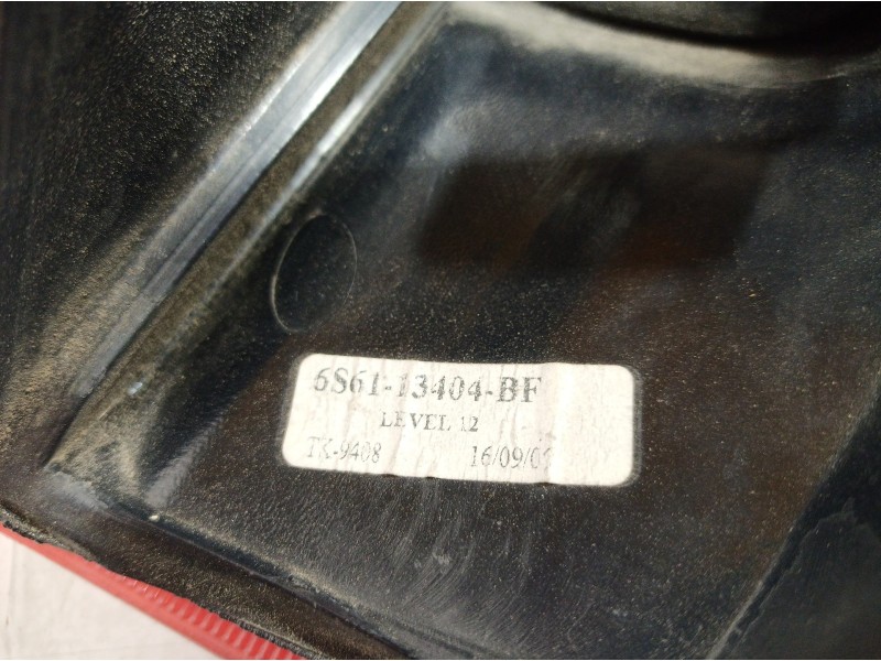 Recambio de piloto trasero derecho para ford fiesta (cbk) referencia OEM IAM 6S6113404BF 6S6113404BF 6S6113404