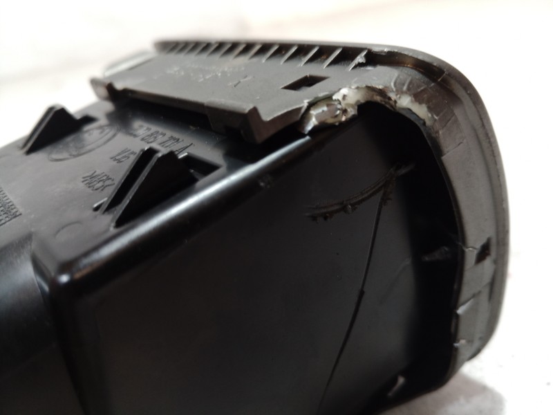 Recambio de aireador para skoda superb (3u4) elegance referencia OEM IAM 3U0819701 3U0819701 3U0819701