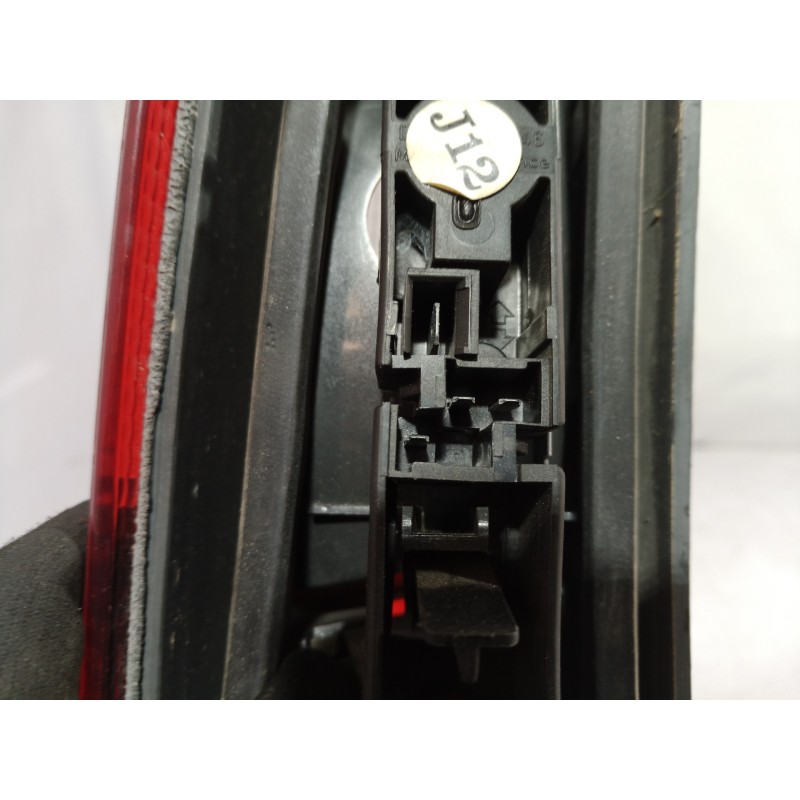 Recambio de piloto trasero derecho para volvo v70 familiar 2.4 / 2.5 (103kw / 106kw) referencia OEM IAM 9178885  