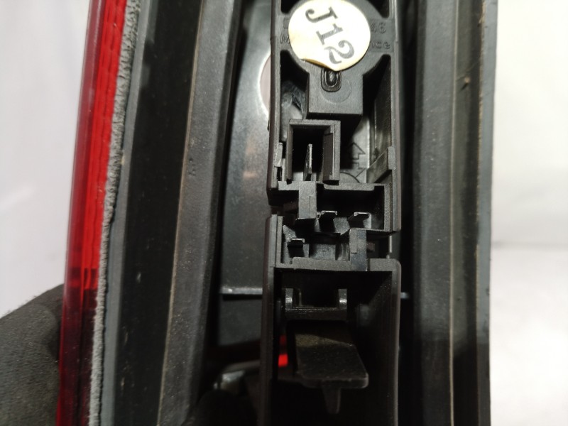 Recambio de piloto trasero derecho para volvo v70 familiar 2.4 / 2.5 (103kw / 106kw) referencia OEM IAM 9178885  