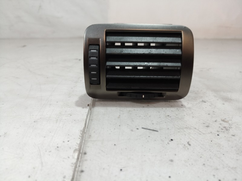 Recambio de aireador para skoda superb (3u4) elegance referencia OEM IAM 3U0819701 3U0819701 3U0819701