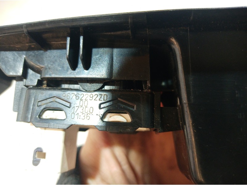 Recambio de mando elevalunas trasero derecho para opel zafira a blue line referencia OEM IAM 96762292 96762292 96762292