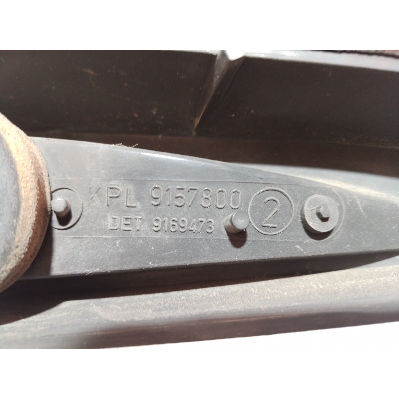 Recambio de piloto trasero derecho para volvo v70 familiar 2.4 / 2.5 (103kw / 106kw) referencia OEM IAM 9178885  