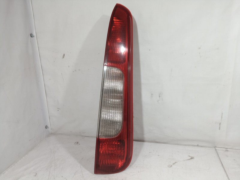 Recambio de piloto trasero derecho para ford focus c-max (cap) referencia OEM IAM 3M5113N411AA 3M5113N411AA 3M5113N411