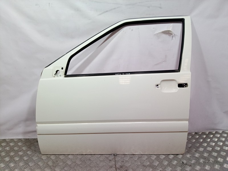 Recambio de puerta delantera izquierda para volvo v70 familiar 2.4 / 2.5 (103kw / 106kw) referencia OEM IAM 9152413  