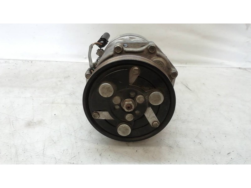 Recambio de compresor aire acondicionado para seat leon (1m1) stella referencia OEM IAM 1JO820803K 1JO820803K 1JO820803K