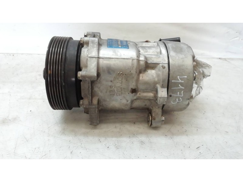 Recambio de compresor aire acondicionado para seat leon (1m1) stella referencia OEM IAM 1JO820803K 1JO820803K 1JO820803K