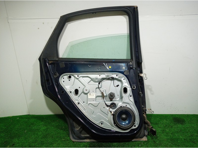 Recambio de puerta trasera izquierda para ford focus berlina (cap) ambiente (d) referencia OEM IAM   