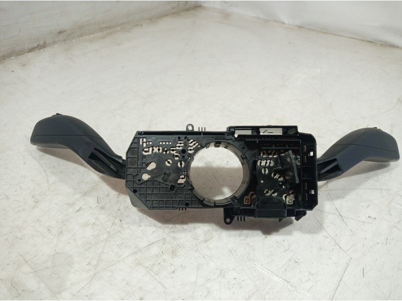 Recambio de mando multifuncion para seat ibiza (6l1) sport rider referencia OEM IAM 204169 204169 204169
