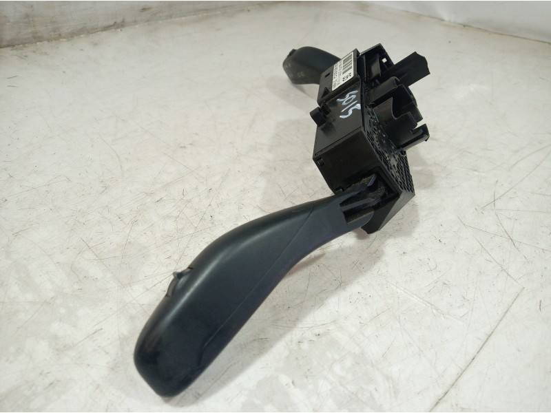 Recambio de mando multifuncion para seat ibiza (6l1) sport rider referencia OEM IAM 204169 204169 204169