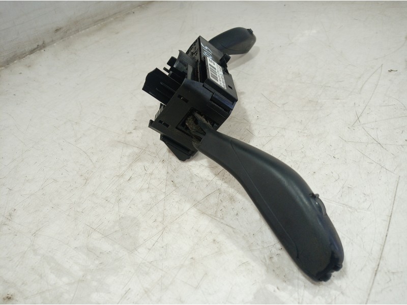 Recambio de mando multifuncion para seat ibiza (6l1) sport rider referencia OEM IAM 204169 204169 204169