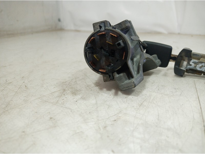 Recambio de conmutador de arranque para seat ibiza (6l1) sport rider referencia OEM IAM 4BO905851C 4BO905851C 4BO905851C