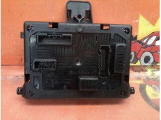 Recambio de caja reles / fusibles para renault clio iii exception referencia OEM IAM 8201054119 8201054119 8201054119