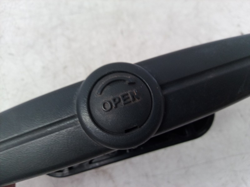 Recambio de maneta exterior porton para ssangyong kyron 200 xdi premium 4wd referencia OEM IAM   