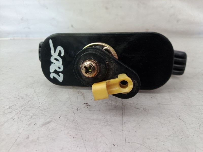 Recambio de maneta exterior porton para ssangyong kyron 200 xdi premium 4wd referencia OEM IAM   