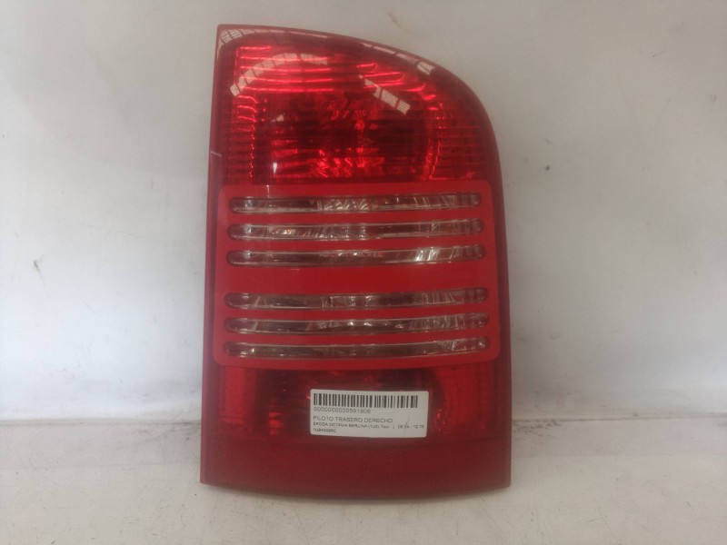 Recambio de piloto trasero derecho para skoda octavia berlina (1u2) tour referencia OEM IAM 1U945096C 1U9945112C 1U945096C