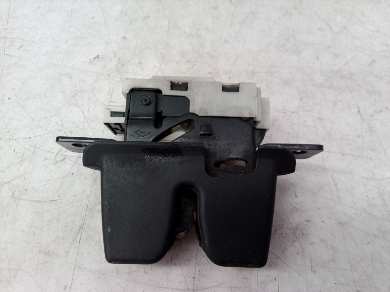 Recambio de cerradura maletero / porton para renault megane ii berlina 3p pack authentique referencia OEM IAM   