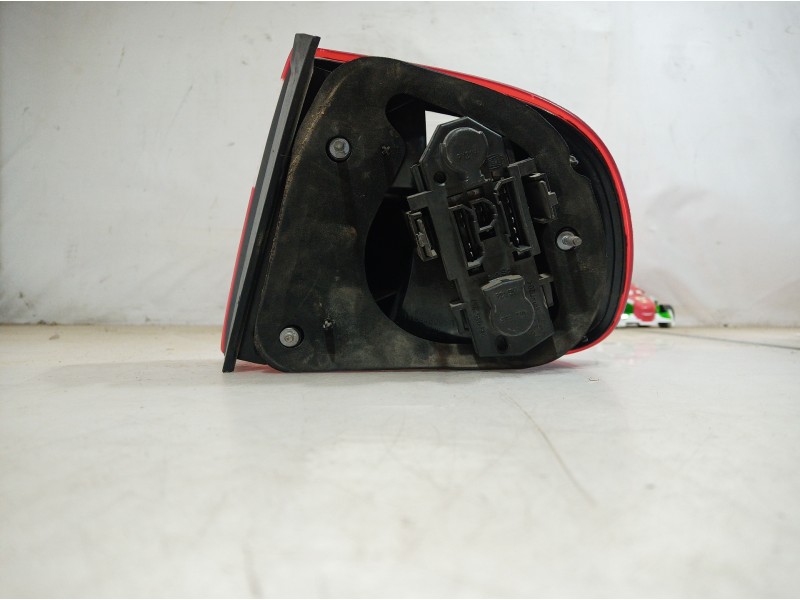 Recambio de piloto trasero izquierdo para seat toledo (1m2) referencia OEM IAM 1M5945095B 1M5945095B 1M5945095