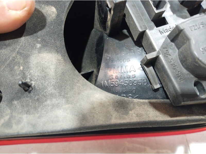 Recambio de piloto trasero izquierdo para seat toledo (1m2) referencia OEM IAM 1M5945095B 1M5945095B 1M5945095