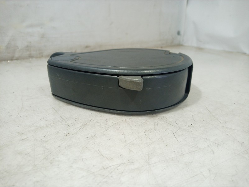 Recambio de cenicero para smart coupe básico (45kw) referencia OEM IAM 4221V003 4221V003 4221V003