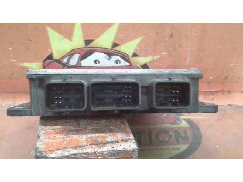 Recambio de centralita motor uce para renault clio iii exception 2 referencia OEM IAM 8200911560 8200909666 8200911560