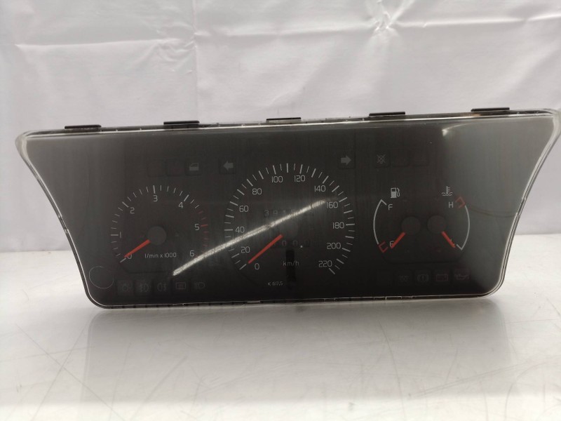 Recambio de cuadro instrumentos para volvo serie 460 turbodiesel referencia OEM IAM 647022 647022 47487001
