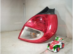 Recambio de piloto trasero derecho para renault clio iii exception 2 referencia OEM IAM 8200886946 8200886946 8200886946 2