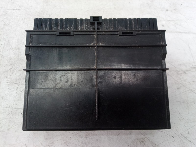 Recambio de modulo electronico para ford fusion (cbk) ambiente referencia OEM IAM 2S6T15K600 2S6T15K600 2S6T15K600