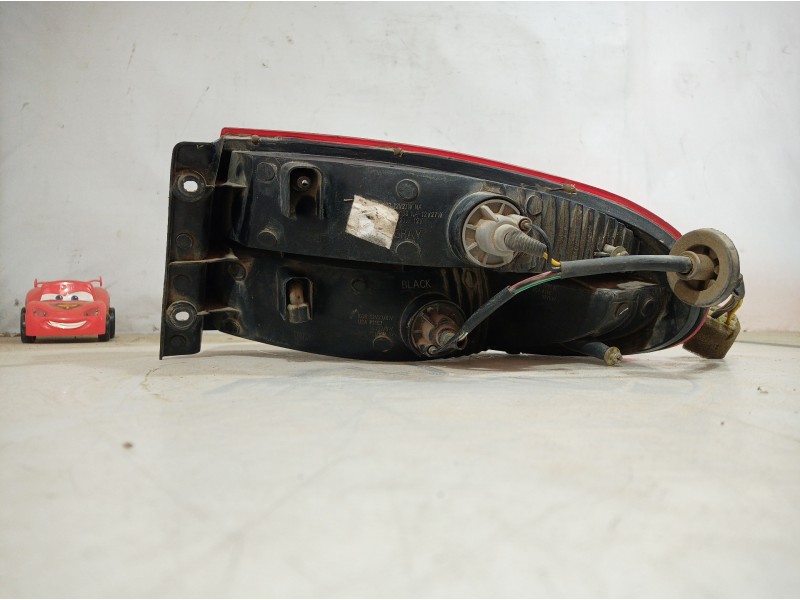 Recambio de piloto trasero izquierdo para daewoo lanos referencia OEM IAM   