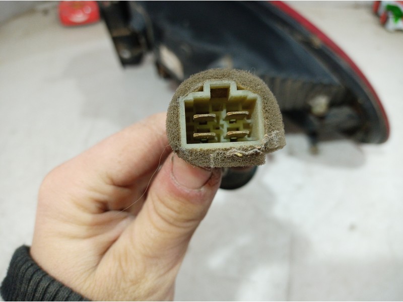 Recambio de piloto trasero izquierdo para daewoo lanos referencia OEM IAM   