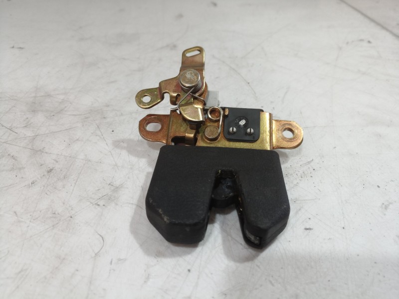 Recambio de cerradura maletero / porton para skoda superb (3u4) elegance referencia OEM IAM 827505 827505 827505