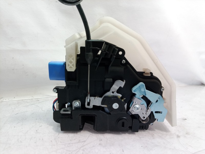 Recambio de cerradura puerta delantera derecha para seat altea (5p1) arena referencia OEM IAM 25101D6 25101D6 25101D6