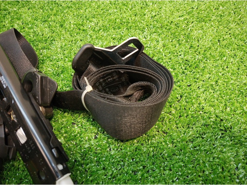 Recambio de cinturon seguridad delantero derecho para bmw serie 3 compact (e46) 316ti referencia OEM IAM 560493801 560493801 