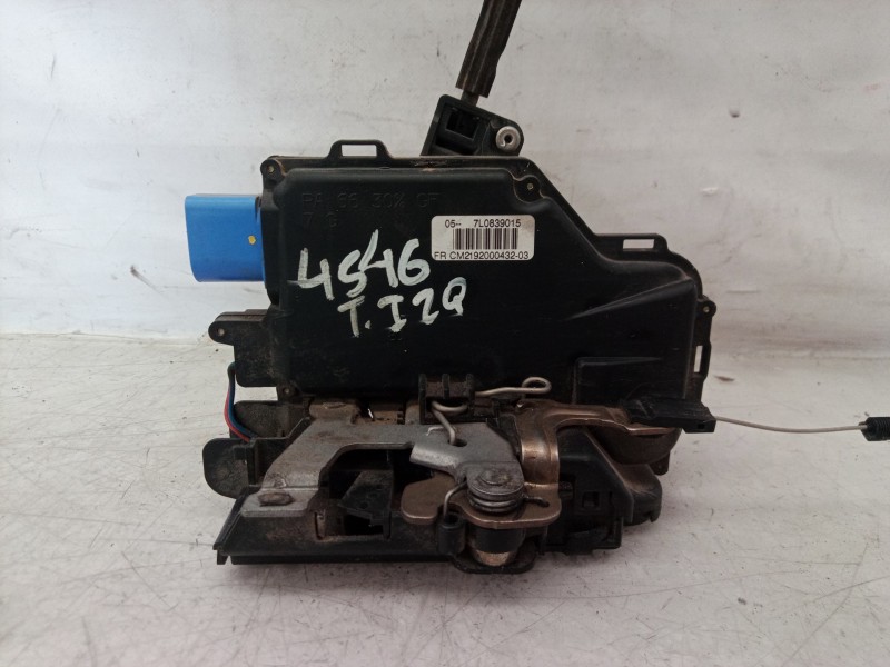 Recambio de cerradura puerta trasera izquierda para seat altea (5p1) arena referencia OEM IAM 7L0839015 7L0839015 7L0839015