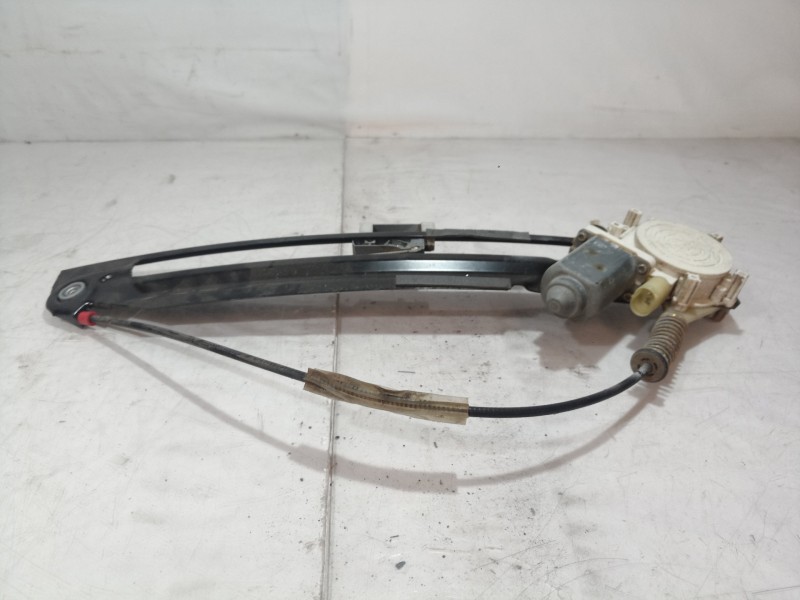 Recambio de elevalunas trasero izquierdo para bmw serie 5 berlina (e39) 530d referencia OEM IAM 007006002C 007006002C 007006002C
