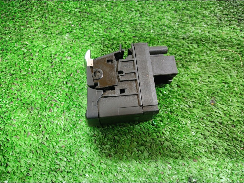 Recambio de freno de mano electrico para audi s5 cabriolet (8f7) referencia OEM IAM 8K2927225E 8K2927225E 8K2927225E